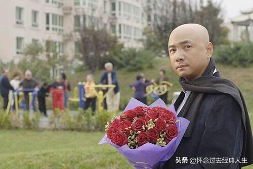 电影爱情呼叫转移2（电影爱情呼叫转移片头曲）