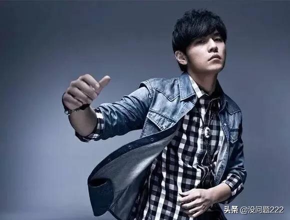 周杰伦的真名叫什么_周杰伦曾用名